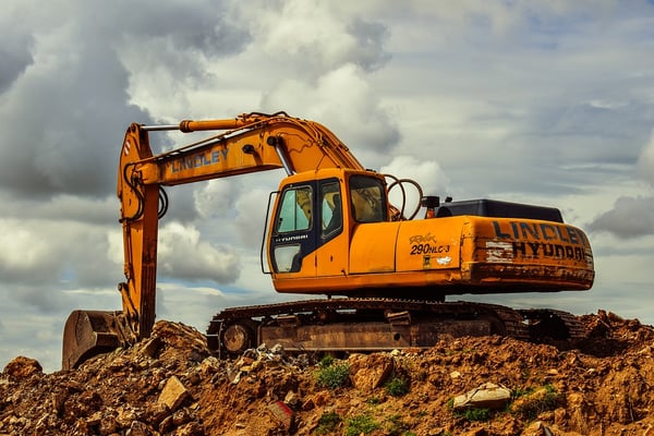 Simple Guide To Selling And Replacing Used Excavators - excavator 2